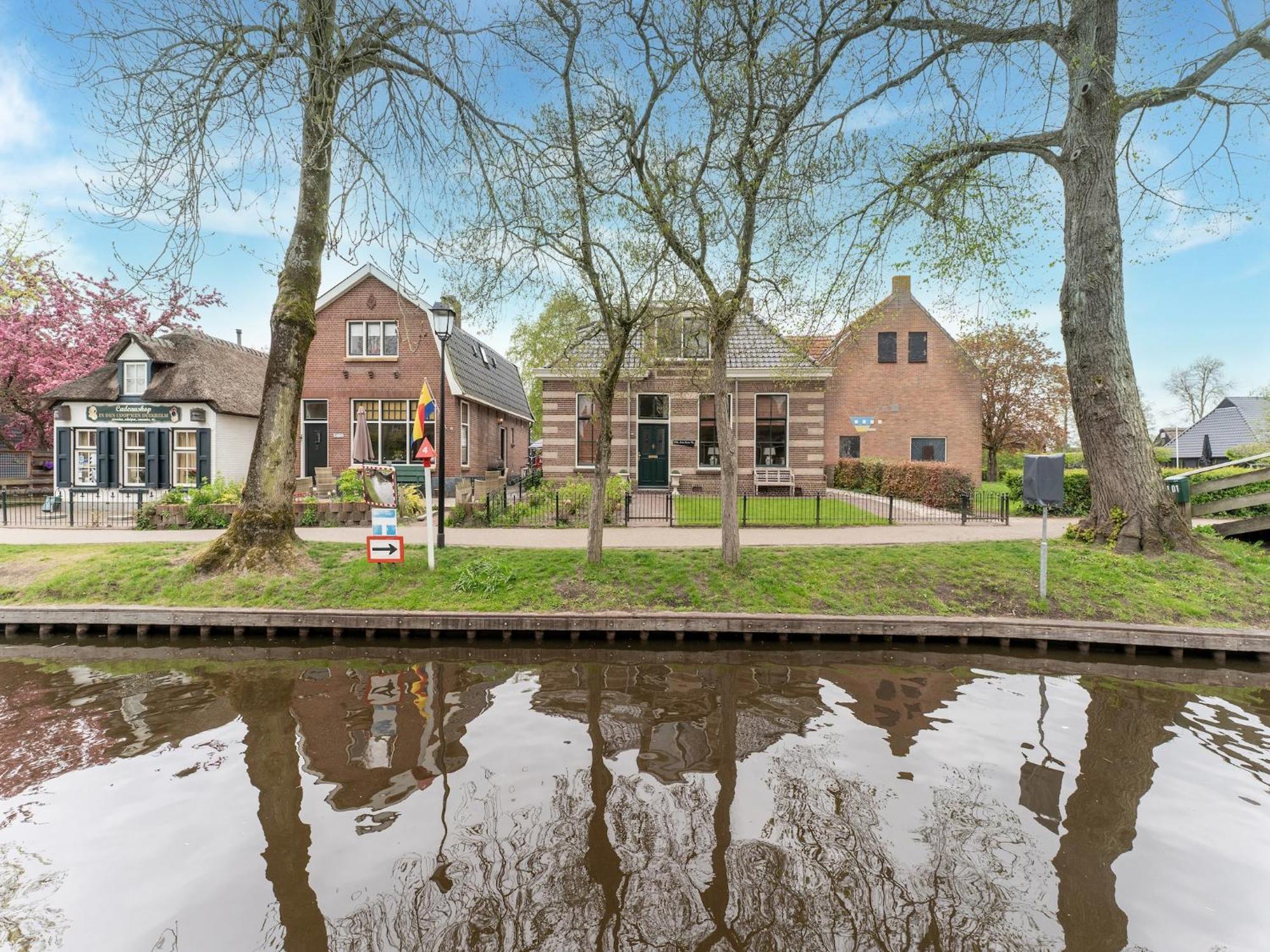 Lodge In Giethoorn With Breakfast Ngoại thất bức ảnh