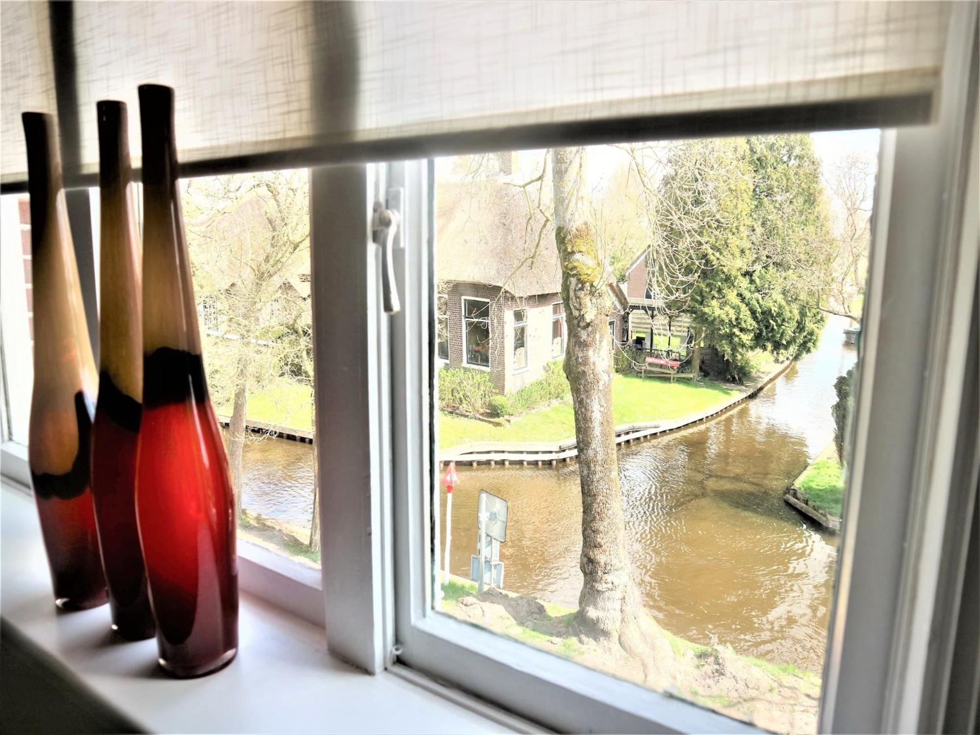 Lodge In Giethoorn With Breakfast Ngoại thất bức ảnh