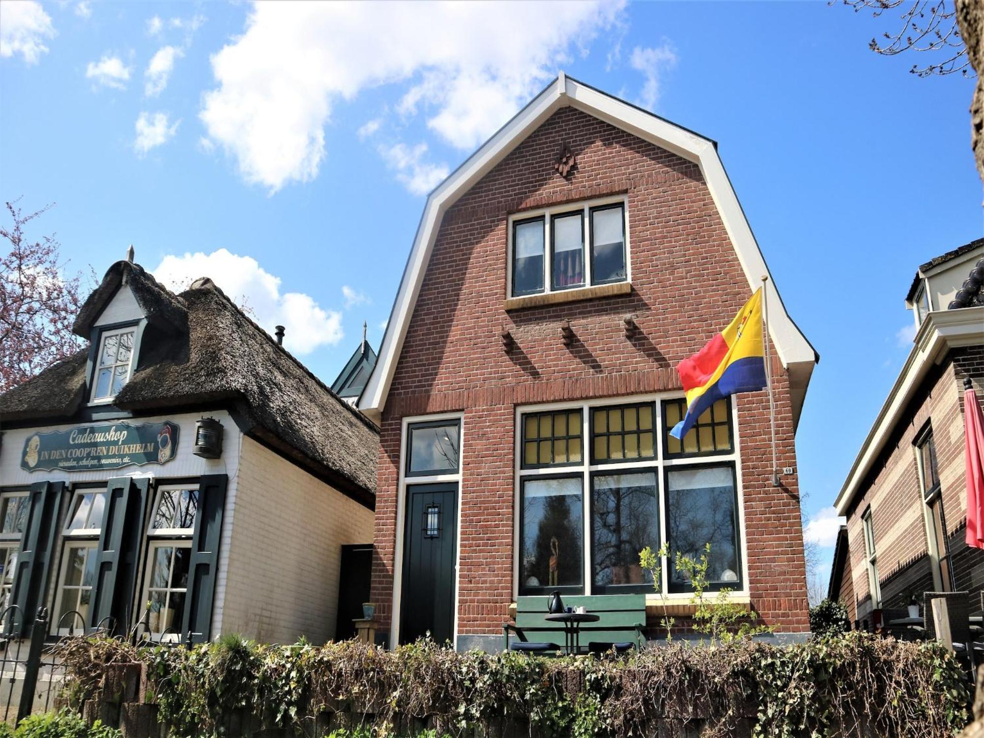 Lodge In Giethoorn With Breakfast Ngoại thất bức ảnh